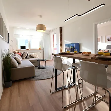 Delux Apartment La Arena With Private Garage Zagreb Exterior photo