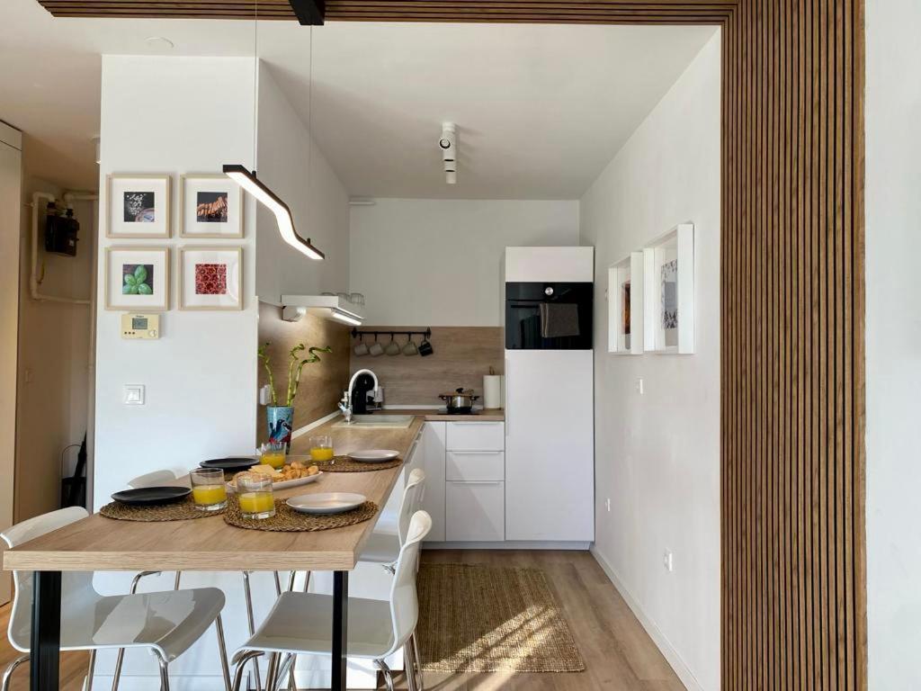 Apartment Delux La Arena With Private Garage Zagreb